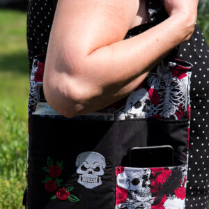 Skull and roses tote