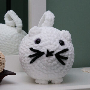 Amigurumi loaf cat